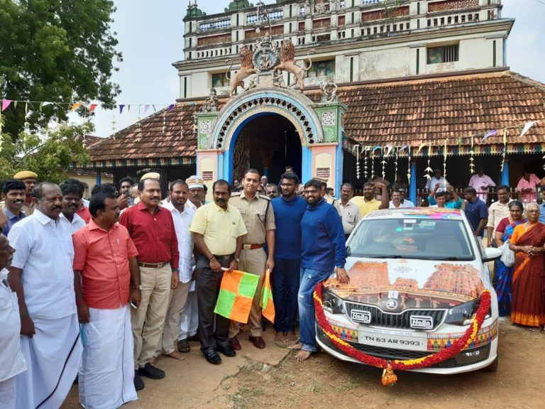 காரைக்குடி அருகே  கின்னஸ் சாதனை முயற்சி: மாவட்ட ஆட்சியர்  தொடங்கி வைத்தார்..