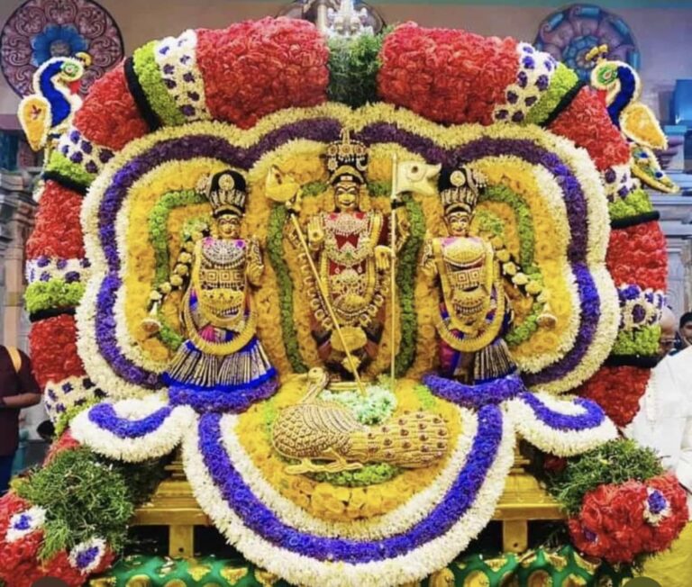 பத்துமலையில் தைப்பூச திருவிழா: லட்சக்கணக்கான பக்தர்களுடன் வெள்ளிரதம்…