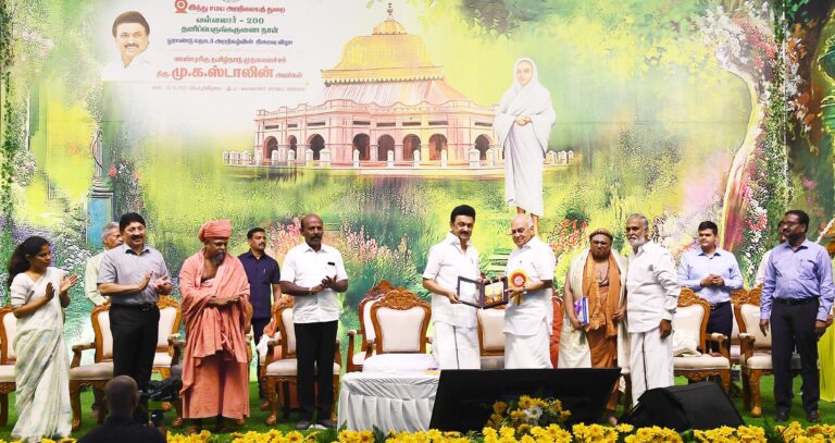 தமிழக கோயில்கள் குறித்து சர்ச்சை பேச்சு : பிரதமர் மோடிக்கு முதல்வர் மு.க.ஸ்டாலின் கேள்வி…